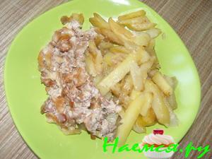 Лисички в сметане с картошкой