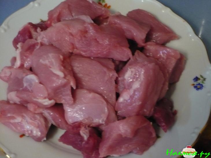 Свинина в кисло-сладком соусе с салатом Свинина в кисло-сладком соусе с салатом