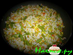 Рис кари по-мексикански с овощами