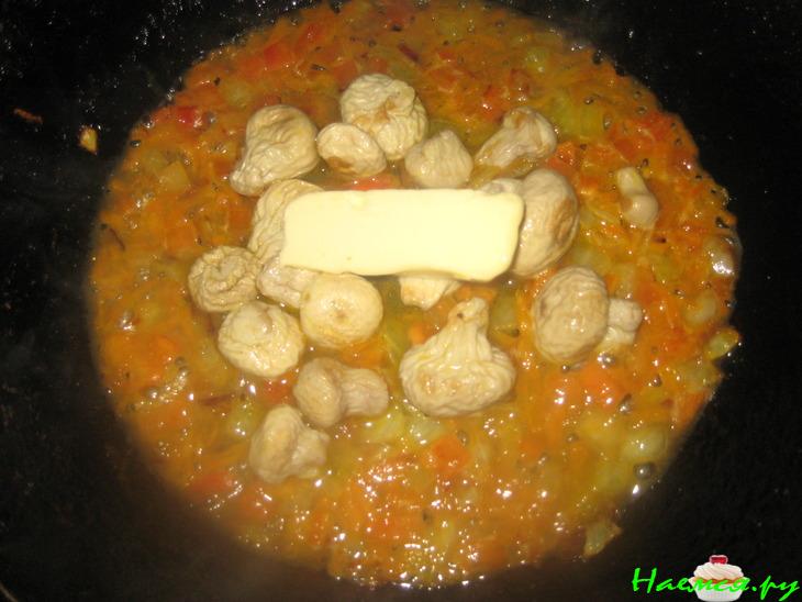 Салат из грибов дождевиков с овощами