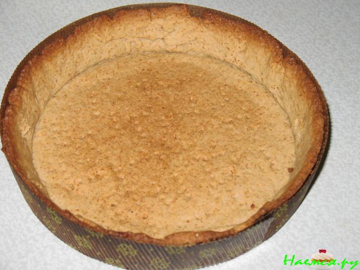 Песочный тортик с ягодами и сливочно-заварным кремом