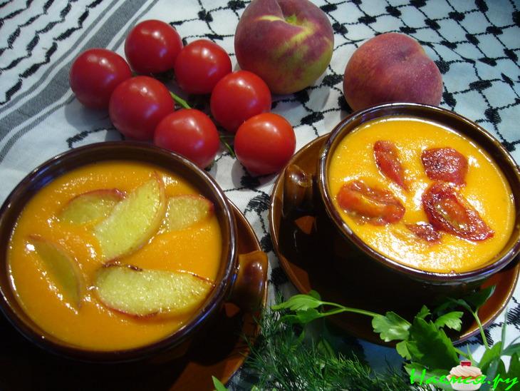 Суп из паприки с персиками Суп из паприки с персиками