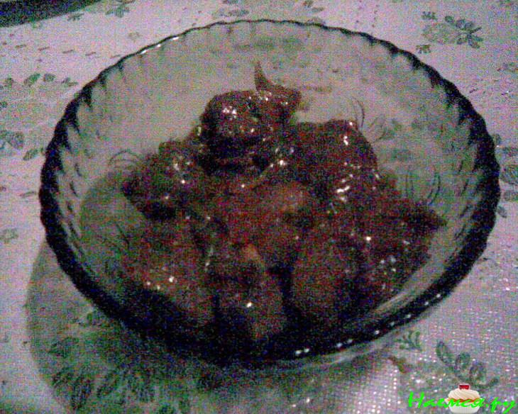 Пряная куриная печеночка с кетчупом и коньяком