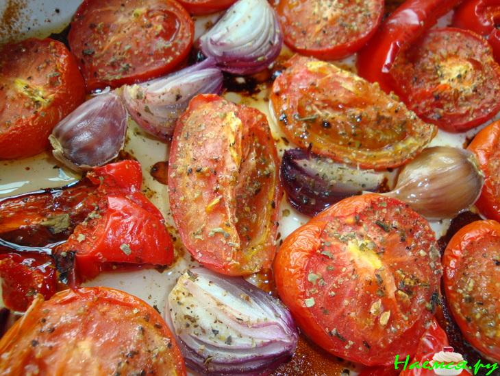 Соус сливочно-томатный, к чему хотите