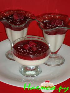 Десерт из творога с малиной