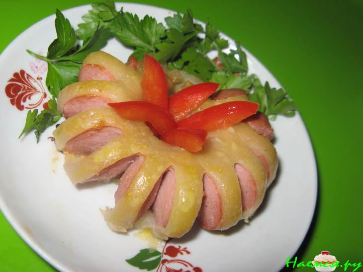 "Хризантема" из сосиски