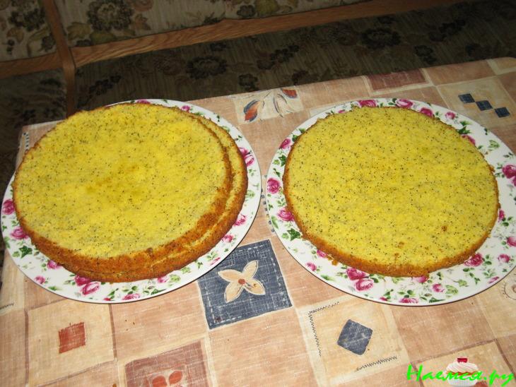 Торт бисквитный с творожным кремом