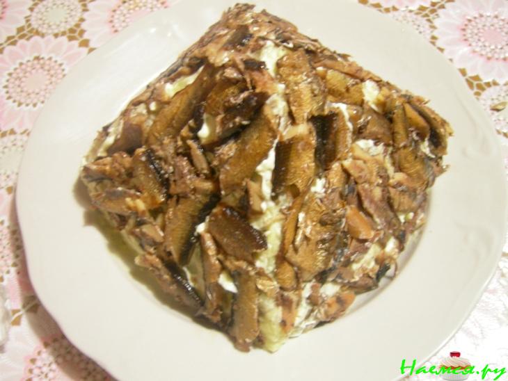 Салат "Пирамида" Салат "Пирамида"