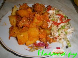 Мясо с картофелем в маринаде