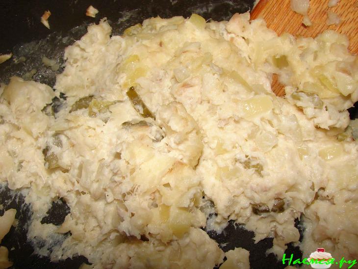 Слойки с очень нежной и сочной рыбной начинкой