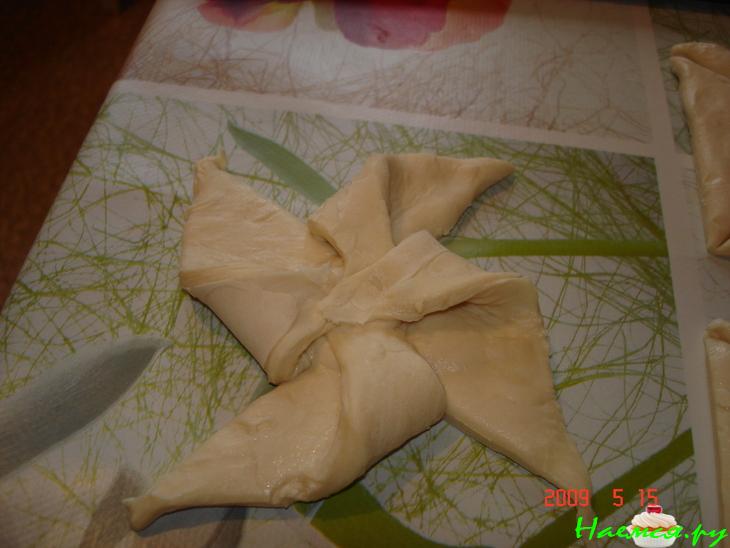 Пирожные "Розанчики" с заварным кремом и фруктами (по мотивам датской выпечки)