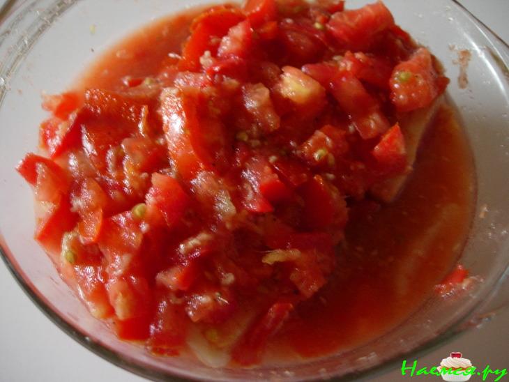 Хек с томатно-имбирным соусом