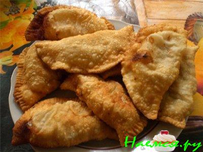 Домашние чебуреки с мясом