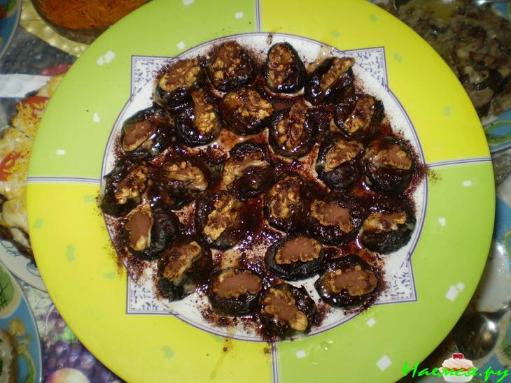 Чернослив фаршированный с сгущенкой
