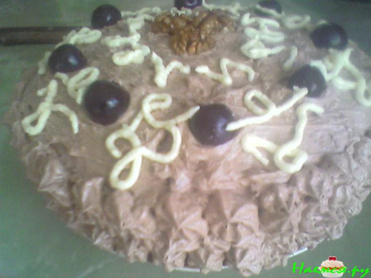 Торт 'Вишнево-шоколадно-ореховый'