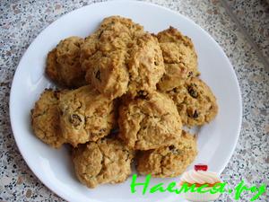 Овсяное печенье с изюмом из ржаной муки