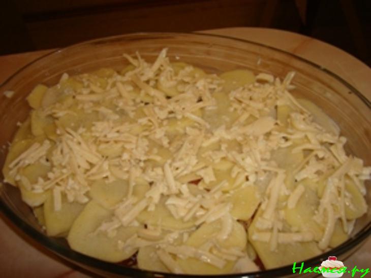 Запеканка из свинины и картофеля с пивом