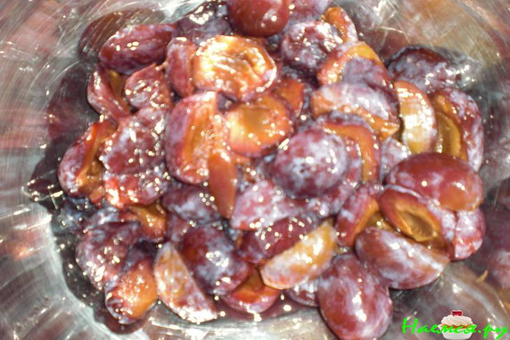 Пирог сливовый с творожной начинкой Пирог сливовый с творожной начинкой