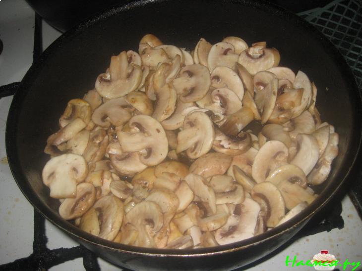 Салат "Цезарь" с пекинской капустой Салат "Цезарь" с пекинской капустой