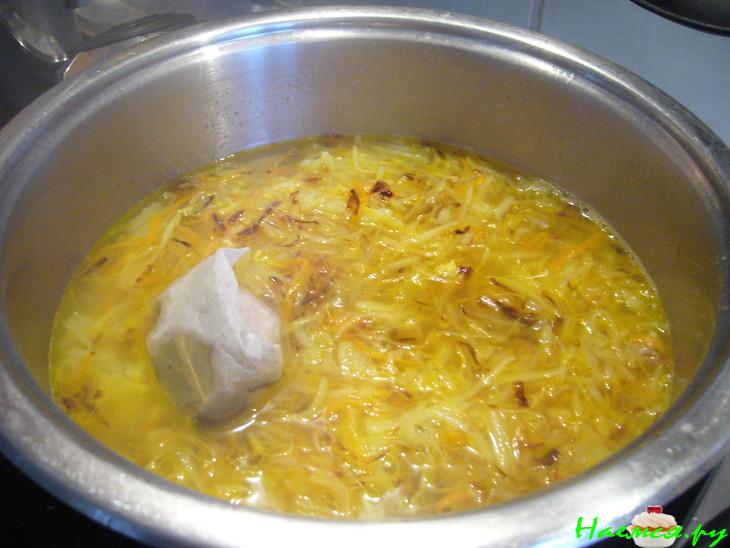 Суп-крем из квашеной капусты (для тех, кто хочет оставаться в форме) Суп-крем из квашеной капусты (для тех, кто хочет оставаться в форме)