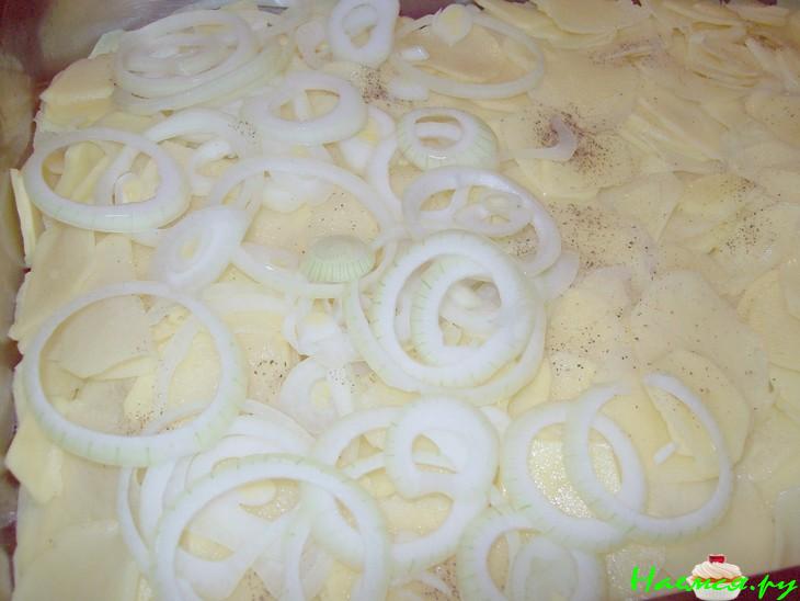 Картофельная запеканка с копчёным окороком