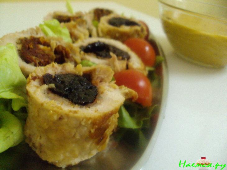 Свиные рулетики с горчичным соусом