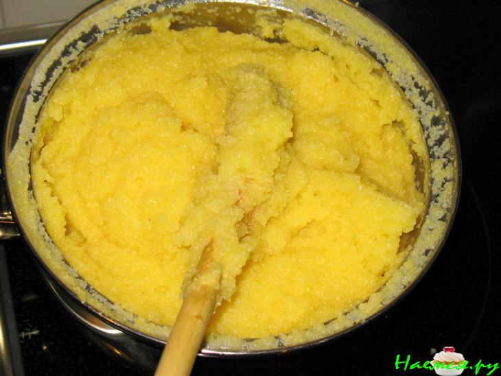 Полента-пицца