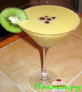 Коктейль "Мандарин+киви"