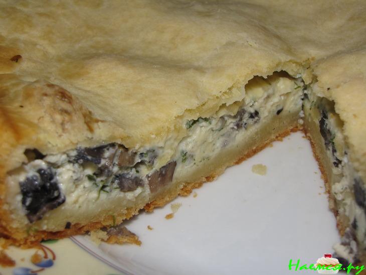 Пирог с сыром и грибами