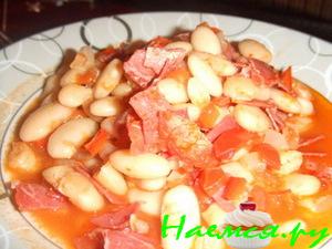 Белая фасоль с бастурмой