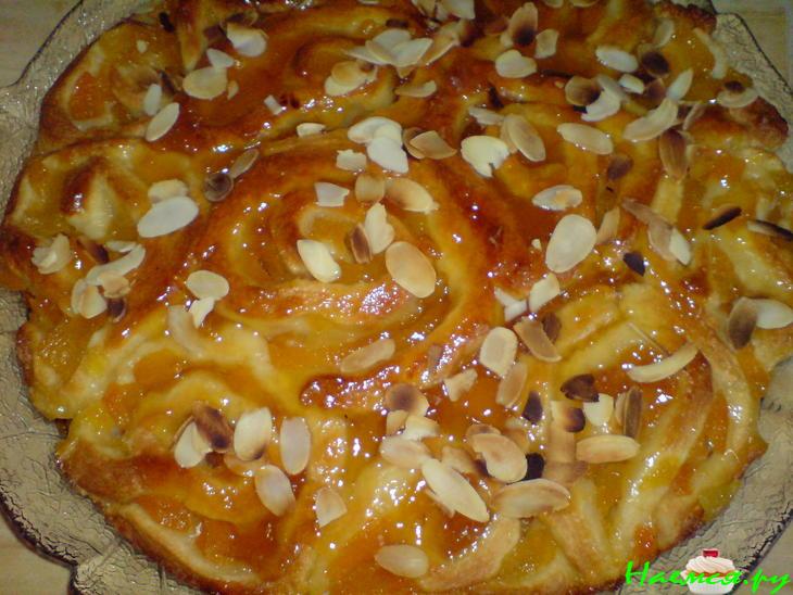 Абрикосовый пирог с творогом