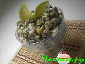 Салат с подосиновиками и креветками