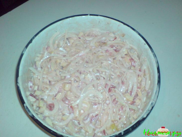 Белый Амур фаршированный овощами