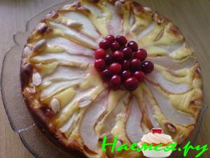 Грушевый тортик с клюквой