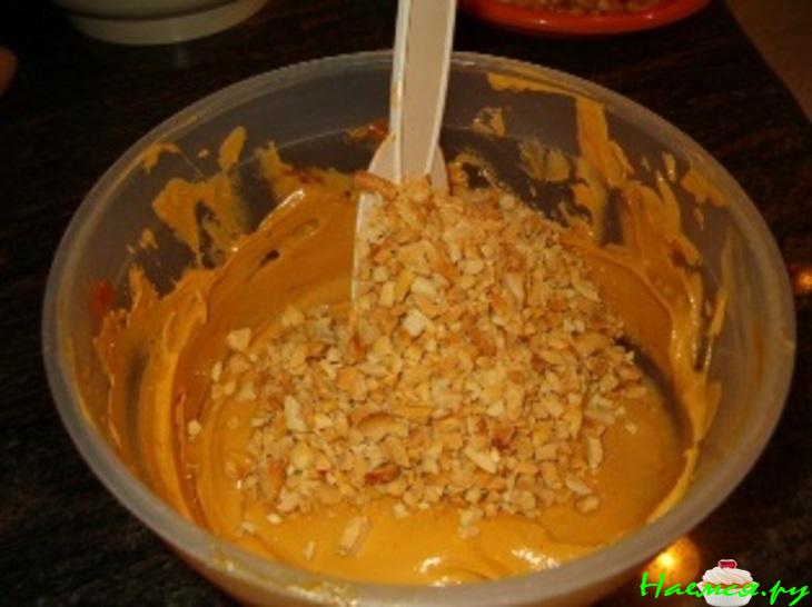 Торт праздничный "Сникерс"