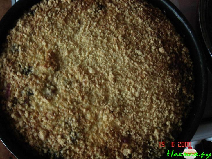 Вечерний пирог моим деткам с творожно-клубничной начинкой