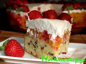 Клубнично-персиковый торт с Маскарпоне