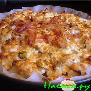 Запеканка рыбная с козьим сыром, под "беконовой сеткой"