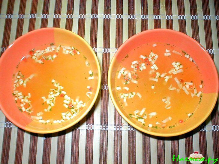 Супчик под слоеным тестом