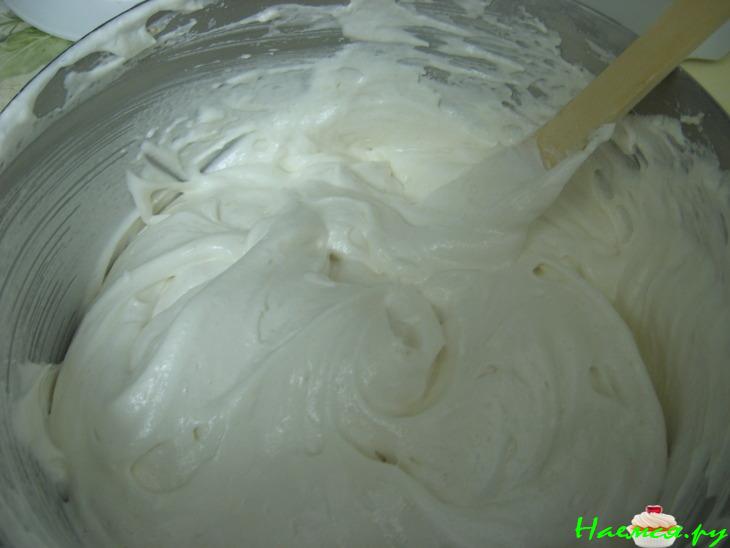 ANGEL FOOD CAKE (классический белоснежный нежный бисквит)