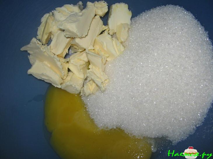 Торт 'Чебурашка' с вареньем и смородиной Торт 'Чебурашка' с вареньем и смородиной