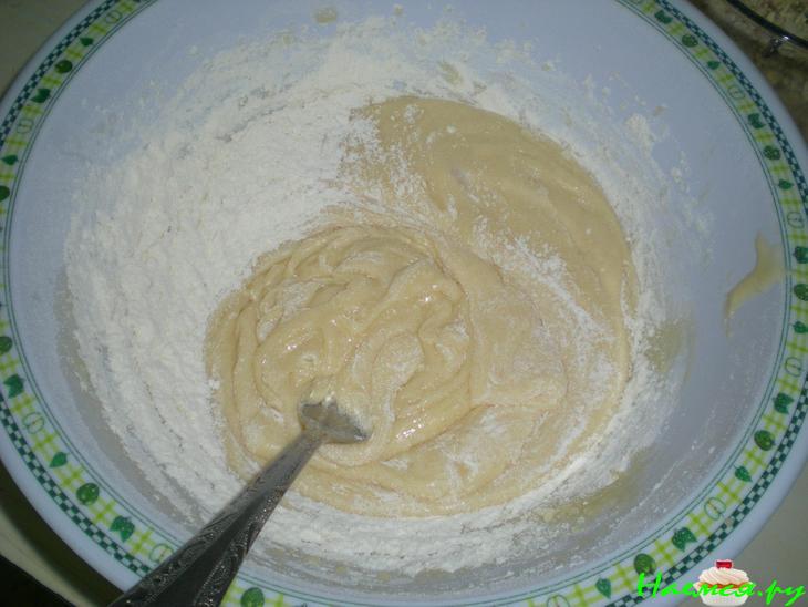 Маффины со сгущенкой и бананами