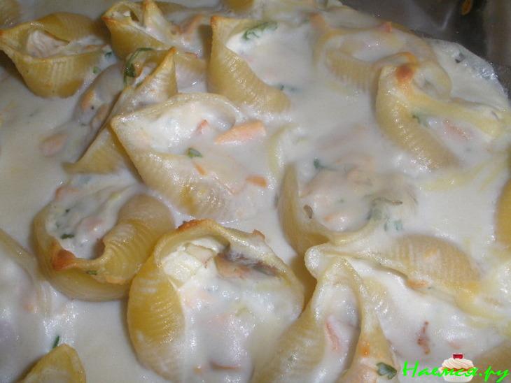 Ракушки, фаршированные лососем и рикоттой