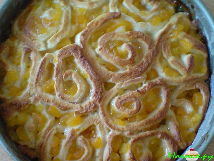 Абрикосовый пирог с творогом