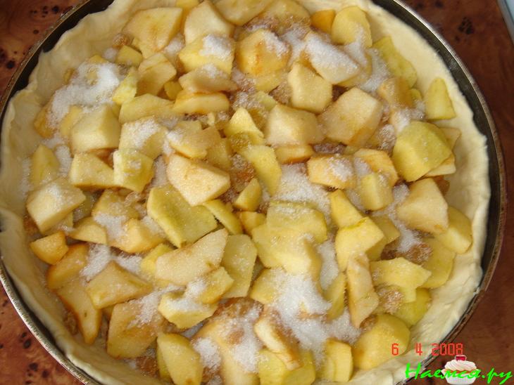 Яблочный пирог выходного дня