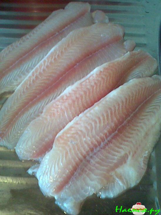 Котлетки из пангасии с укропным соусом