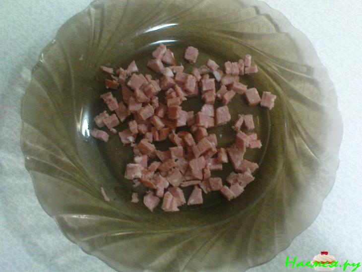 Салат "Радужный" с капустой и крабовыми палочками