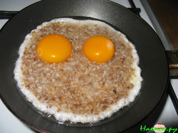 Яичница с гречкой "Чудик" для детей