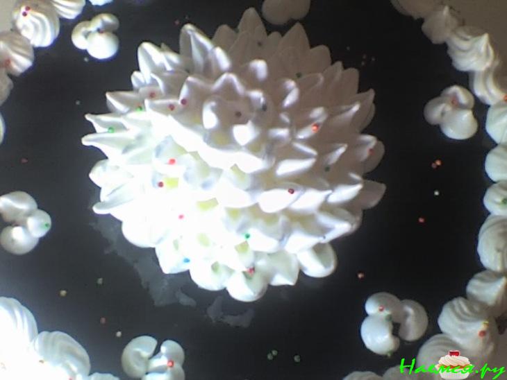 Торт "Идеал" с хризантемой