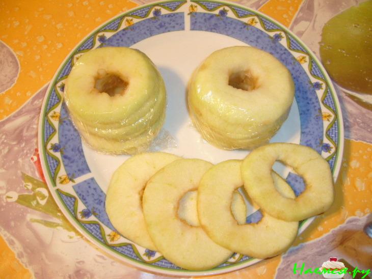 Яблоки жаренные
